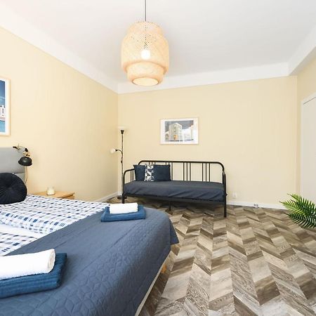Apartament 109 W Centrum Gdyni Prostywynajem กดิเนีย ภายนอก รูปภาพ