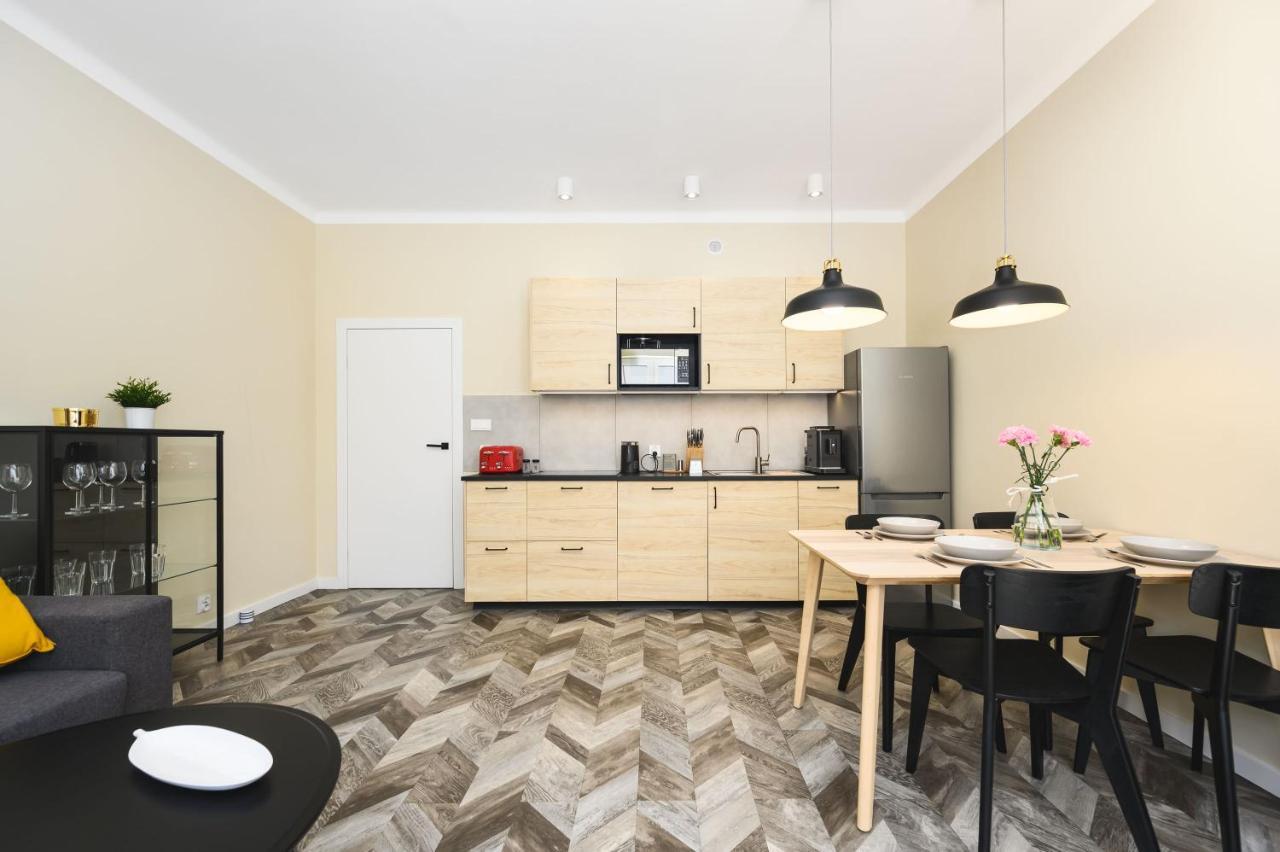 Apartament 109 W Centrum Gdyni Prostywynajem กดิเนีย ภายนอก รูปภาพ
