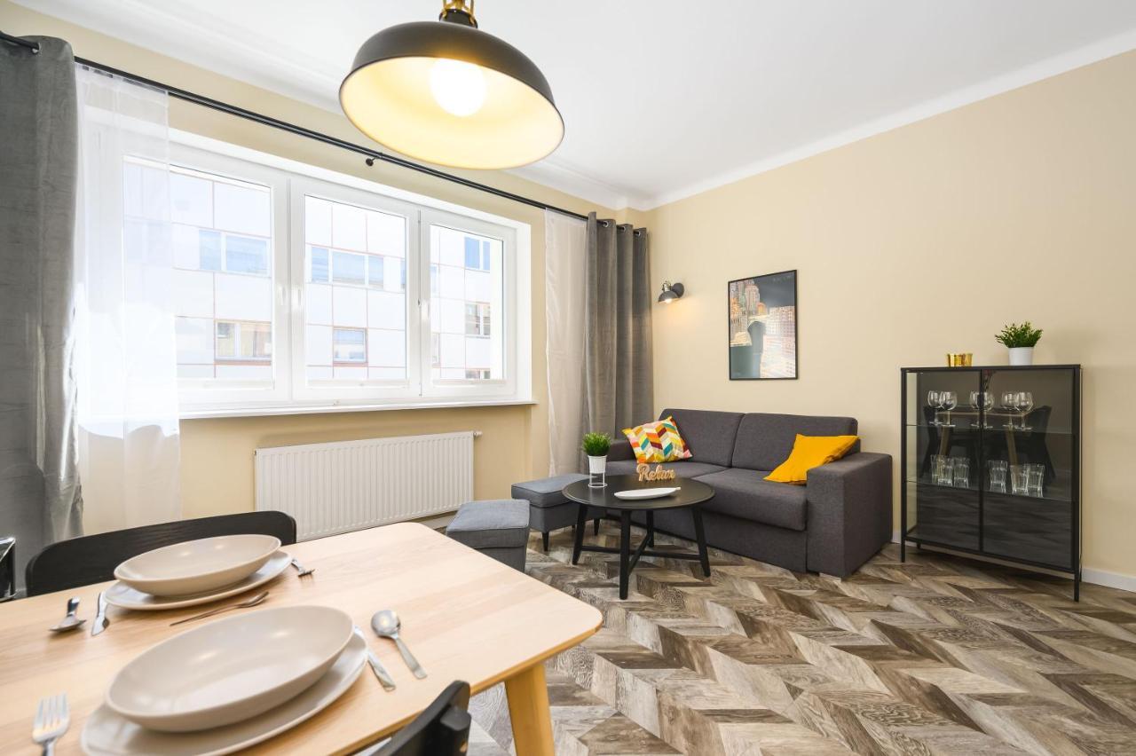 Apartament 109 W Centrum Gdyni Prostywynajem กดิเนีย ภายนอก รูปภาพ