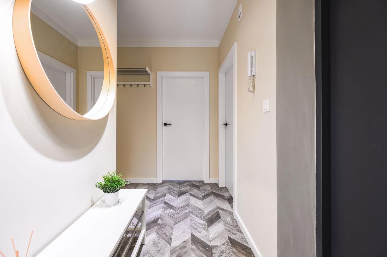 Apartament 109 W Centrum Gdyni Prostywynajem กดิเนีย ภายนอก รูปภาพ