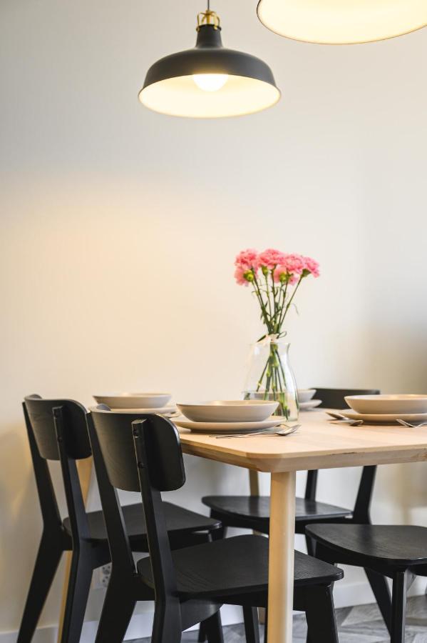 Apartament 109 W Centrum Gdyni Prostywynajem กดิเนีย ภายนอก รูปภาพ