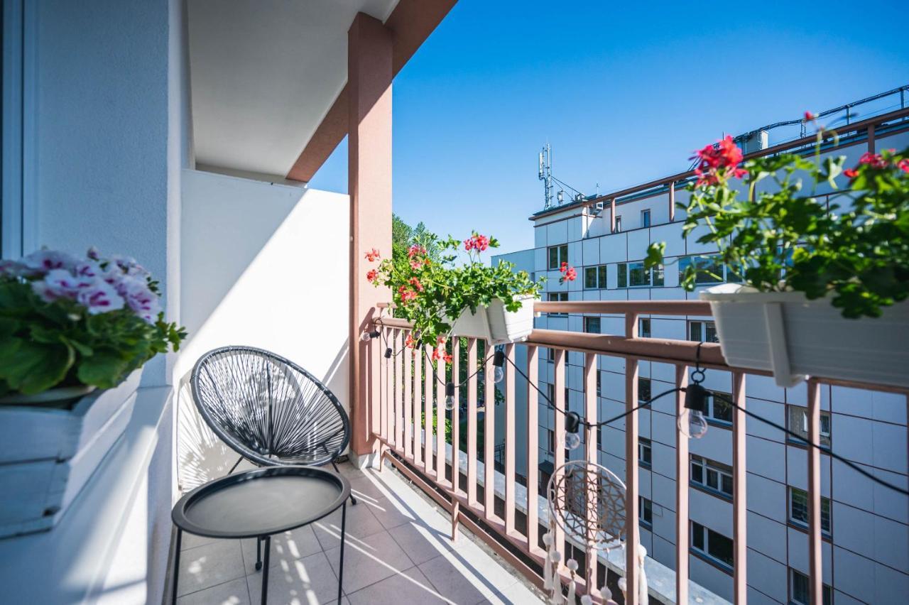 Apartament 109 W Centrum Gdyni Prostywynajem กดิเนีย ภายนอก รูปภาพ